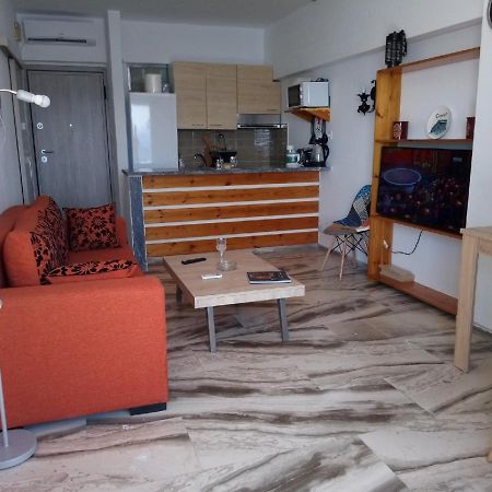 Atlas Apartment With Private Beach And Seaview Loutráki Exterior foto
