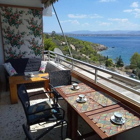 Atlas Apartment With Private Beach And Seaview Loutráki Exterior foto
